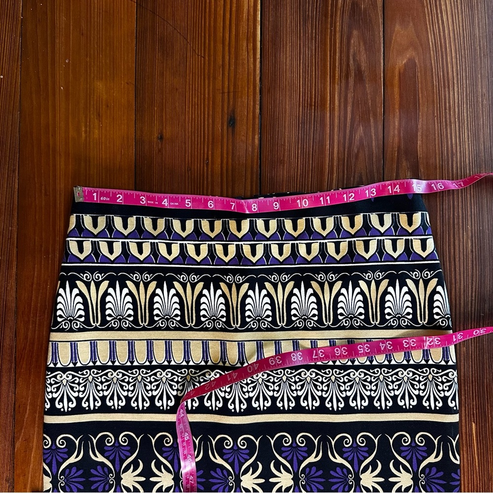 J.Mclaughlin Women’s Rayon Blend Lucy Midi Skirt Pencil Skirt. Back Slit. Sz 2 - Picture 7 of 9